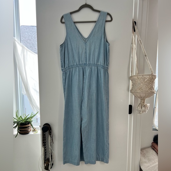 Denim Sleeveless Jumper - Picture 2 of 5